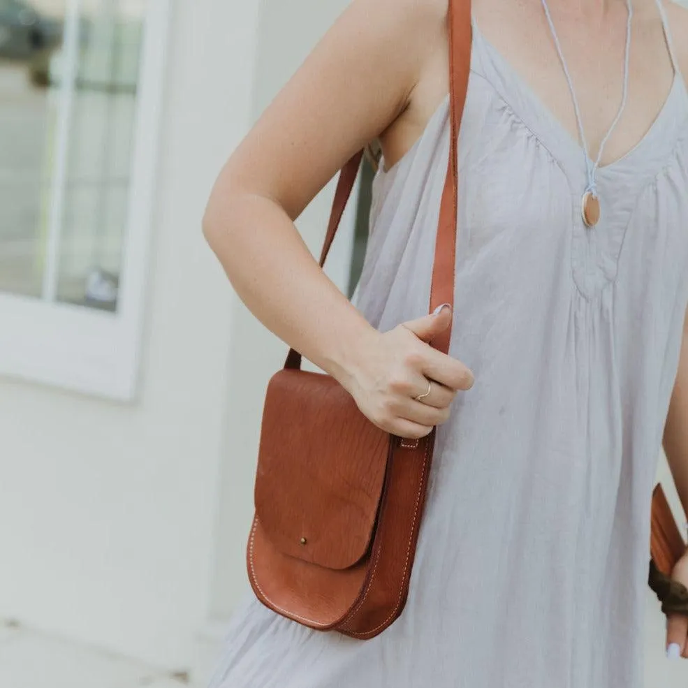 Handmade Minimalist Leather Saddlebag